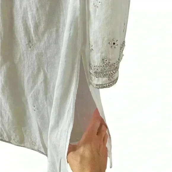 Juliet Dunn White Embroidered 3/4 Sleeves Delicate Tunic Shirt Sz 2 US 6/8. - Picture 3 of 14